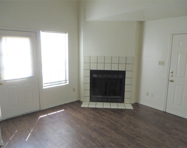 2217 Katy Ln - Photo Thumbnail 3