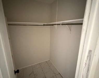 9405 Newberry Dr - Photo Thumbnail 16