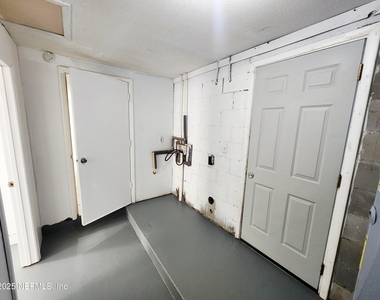 7127 Prellie Street - Photo Thumbnail 11