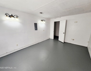 7127 Prellie Street - Photo Thumbnail 13