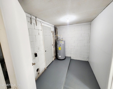 7127 Prellie Street - Photo Thumbnail 10