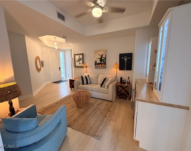 10160 Bellavista Circle - Photo Thumbnail 9