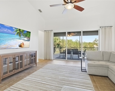 11029 Mill Creek Way - Photo Thumbnail 14