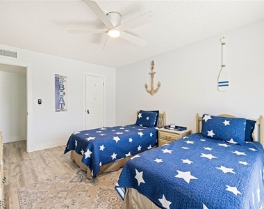 25740 Hickory Boulevard - Photo Thumbnail 15