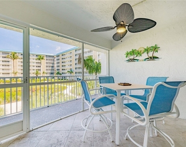 25740 Hickory Boulevard - Photo Thumbnail 2