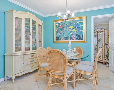 572 105th Avenue N - Photo Thumbnail 13