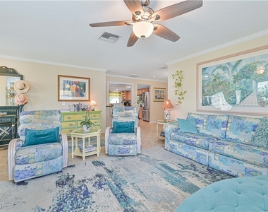 572 105th Avenue N - Photo Thumbnail 12