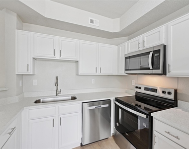 10990 West Road - Photo Thumbnail 10
