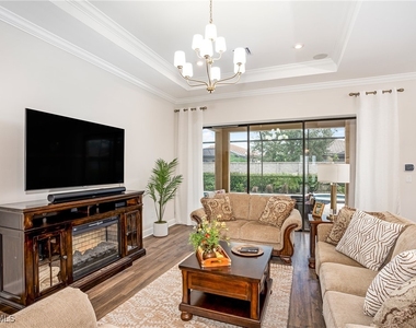 8131 Lucello Terrace S - Photo Thumbnail 5