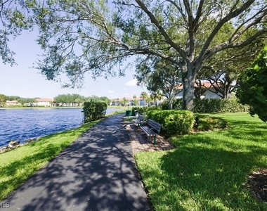 636 Windsor Square - Photo Thumbnail 30