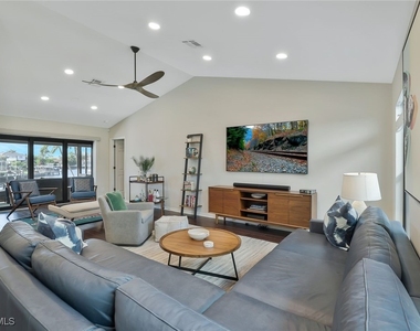 50 Copperfield Court - Photo Thumbnail 9