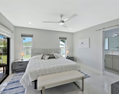 532 103rd Avenue N - Photo Thumbnail 8