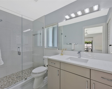 532 103rd Avenue N - Photo Thumbnail 12