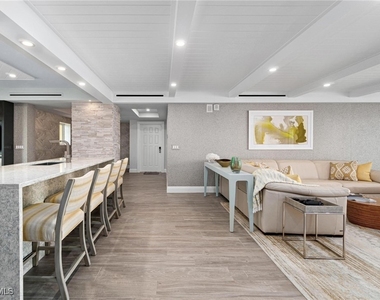 9051 Gulf Shore Drive - Photo Thumbnail 12