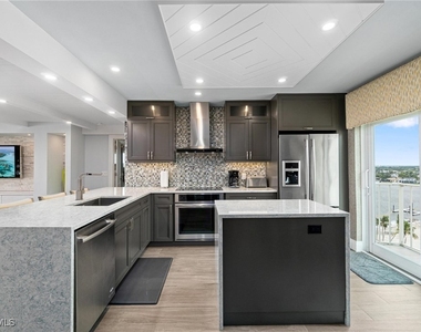 9051 Gulf Shore Drive - Photo Thumbnail 14