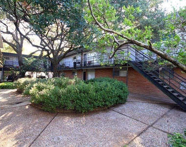 918 Heights Blvd Boulevard - Photo Thumbnail 7