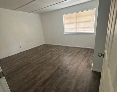 6200 W Tidwell Road - Photo Thumbnail 11