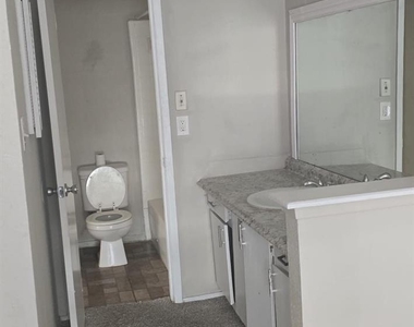 6200 W Tidwell Road - Photo Thumbnail 27