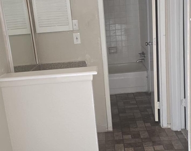 6200 W Tidwell Road - Photo Thumbnail 19