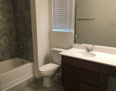 10429 Sherwin Pass Drive - Photo Thumbnail 8