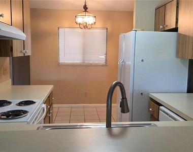 11201 122nd Avenue - Photo Thumbnail 20