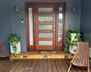 3012 Grand View Avenue - Photo Thumbnail 3