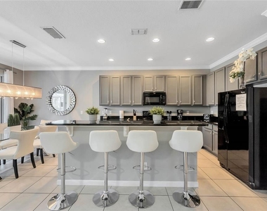 4348 Acorn Court - Photo Thumbnail 2