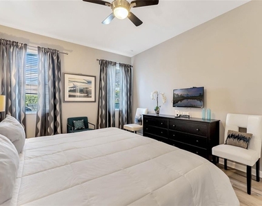 4348 Acorn Court - Photo Thumbnail 10