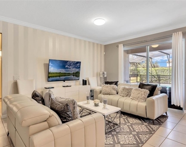 4348 Acorn Court - Photo Thumbnail 3