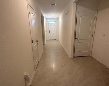 975 Brooklet Drive - Photo Thumbnail 12
