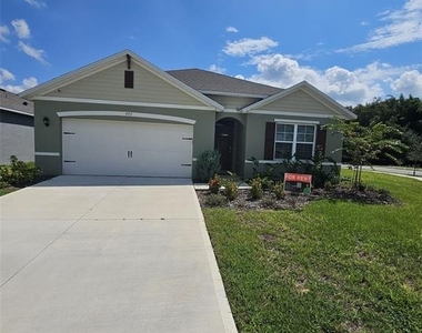 975 Brooklet Drive - Photo Thumbnail 2
