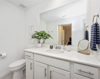 17625 Opal Sand Drive - Photo Thumbnail 32