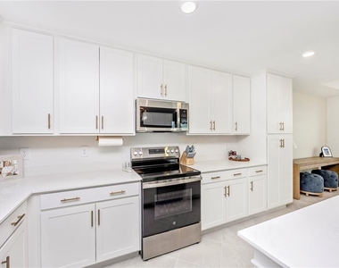 17625 Opal Sand Drive - Photo Thumbnail 7