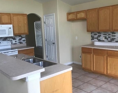2684 Porter Street - Photo Thumbnail 2