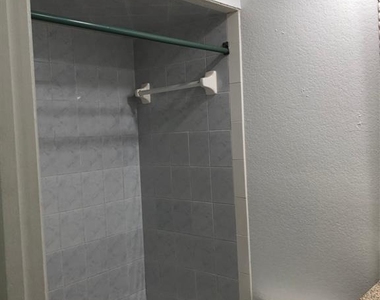 25385 Sandhill Boulevard - Photo Thumbnail 11