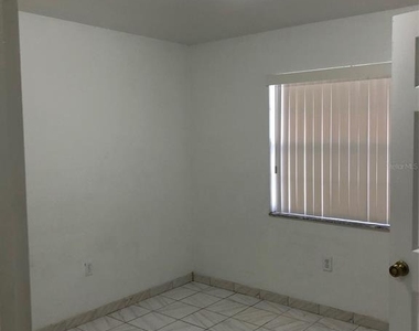 25385 Sandhill Boulevard - Photo Thumbnail 12