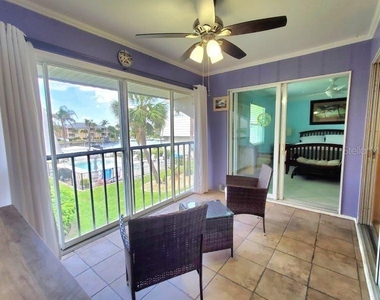 3233 Wood Thrush Drive - Photo Thumbnail 10