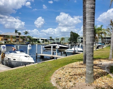 3233 Wood Thrush Drive - Photo Thumbnail 2