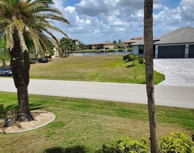 3233 Wood Thrush Drive - Photo Thumbnail 4