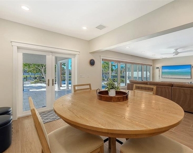690 Old Compass Road - Photo Thumbnail 27