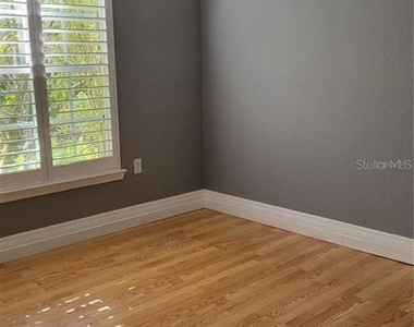 5168 Northridge Road - Photo Thumbnail 12