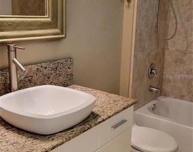 5168 Northridge Road - Photo Thumbnail 13