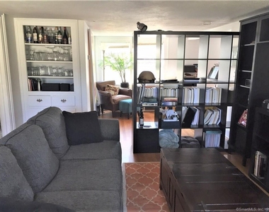 209 Willard Street - Photo Thumbnail 3