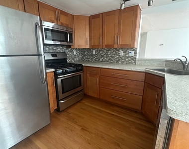 209 Willard Street - Photo Thumbnail 18