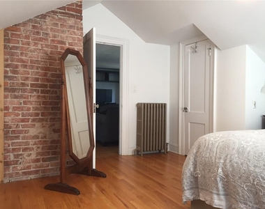 209 Willard Street - Photo Thumbnail 12