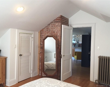 209 Willard Street - Photo Thumbnail 11