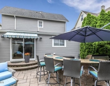 408 Park Place Avenue - Photo Thumbnail 30