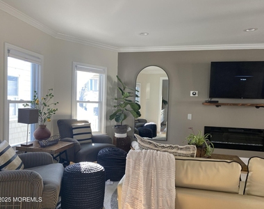 408 Park Place Avenue - Photo Thumbnail 6