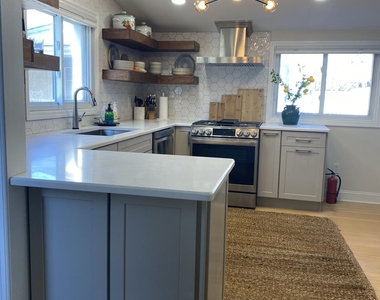 408 Park Place Avenue - Photo Thumbnail 16