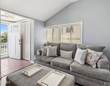 309 Hiering Avenue - Photo Thumbnail 11